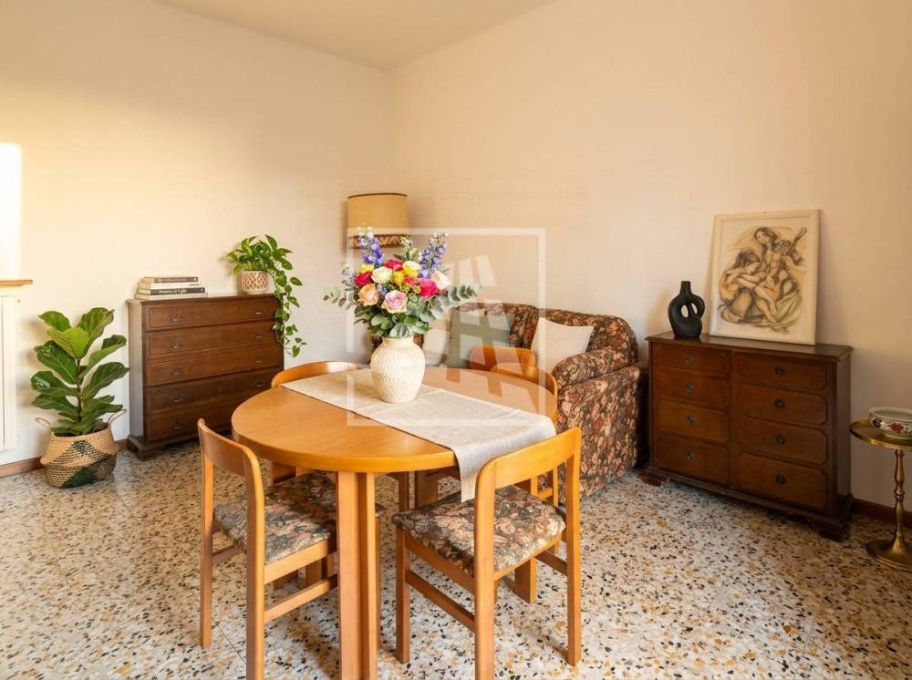 appartamento in vendita a Reggio nell'Emilia in zona Ospizio