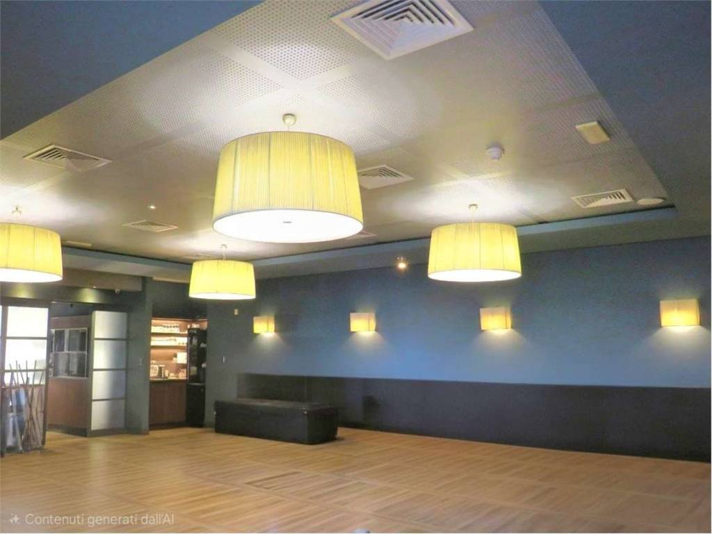 negozio in vendita a Reggio nell'Emilia