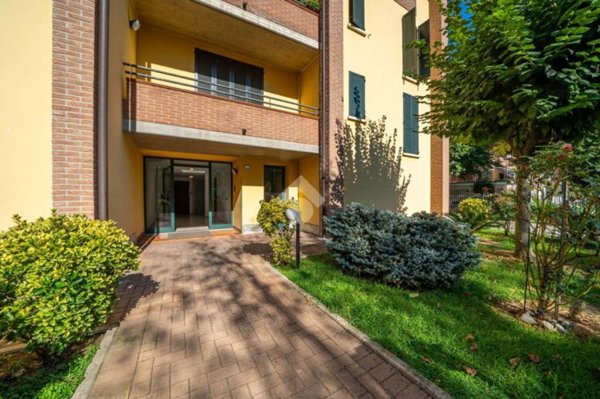 appartamento in vendita a Reggio nell'Emilia in zona Santa Croce