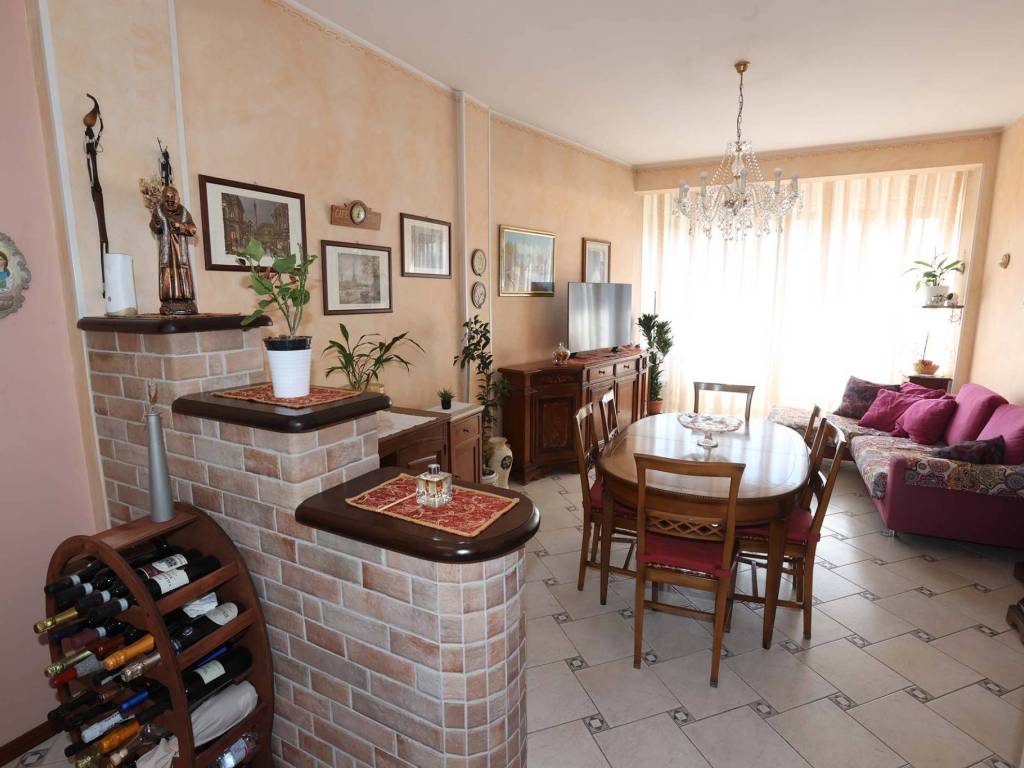 appartamento in vendita a Reggio nell'Emilia in zona Rosta Nuova