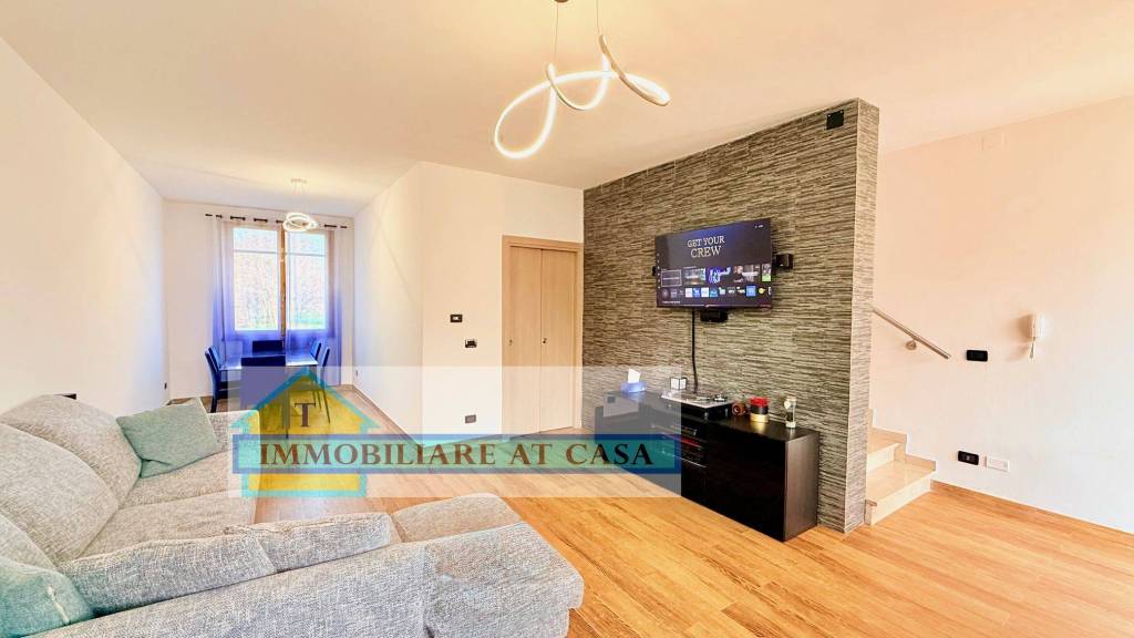 casa indipendente in vendita a Reggio nell'Emilia in zona Cadè / Gaida