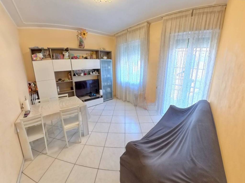 appartamento in vendita a Reggio nell'Emilia in zona Orologio