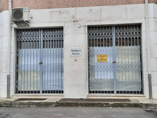 negozio in vendita a Reggio nell'Emilia