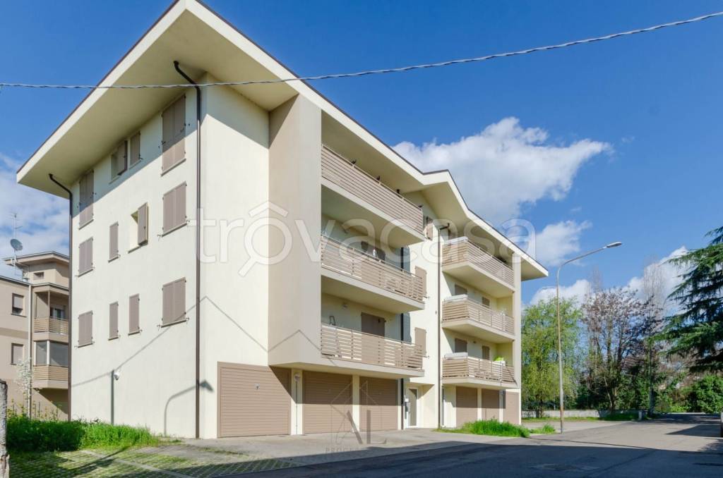 appartamento in vendita a Reggio nell'Emilia in zona Regina Pacis
