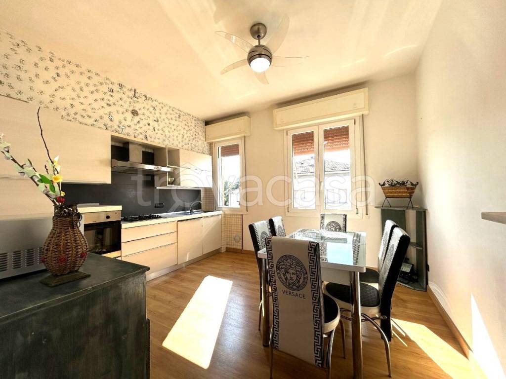 appartamento in vendita a Reggio nell'Emilia in zona Rosta Nuova