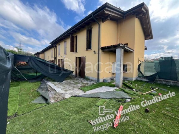 casa indipendente in vendita a Reggio nell'Emilia in zona Mancasale