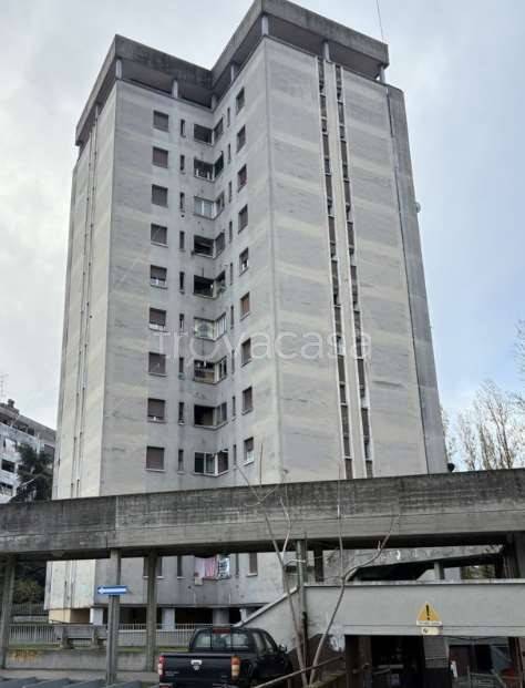 appartamento in vendita a Reggio nell'Emilia in zona Tribunale