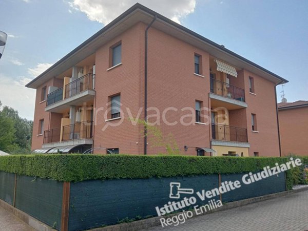 appartamento in vendita a Reggio nell'Emilia in zona Codemondo