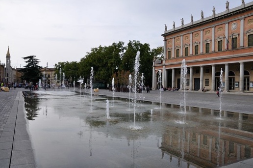 appartamento in vendita a Reggio nell'Emilia in zona Città Storica