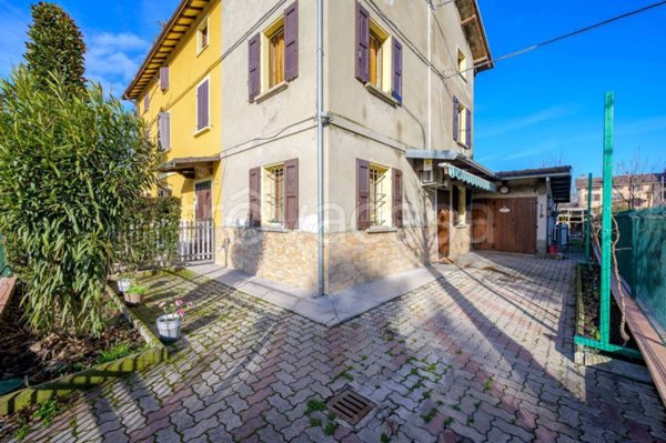 quadrivano in vendita a Reggio nell'Emilia in zona Masone