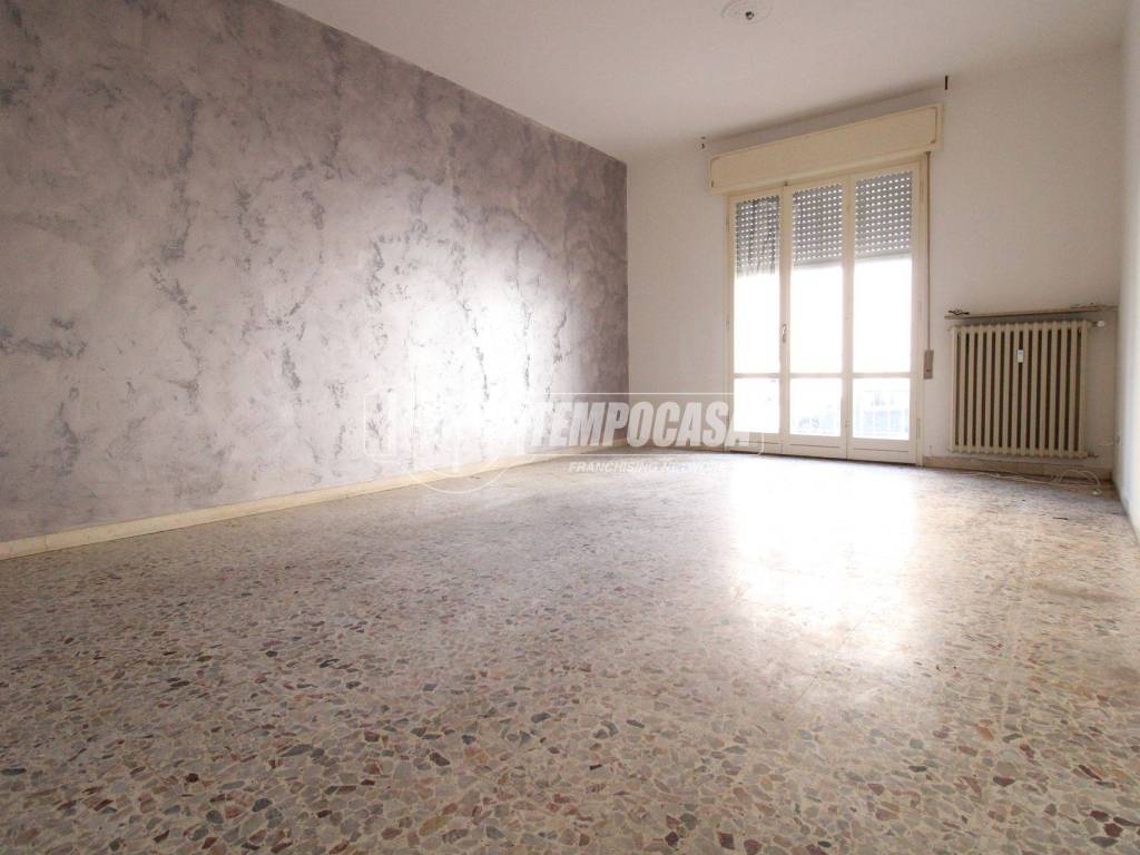 appartamento in vendita a Reggio nell'Emilia in zona Città Storica