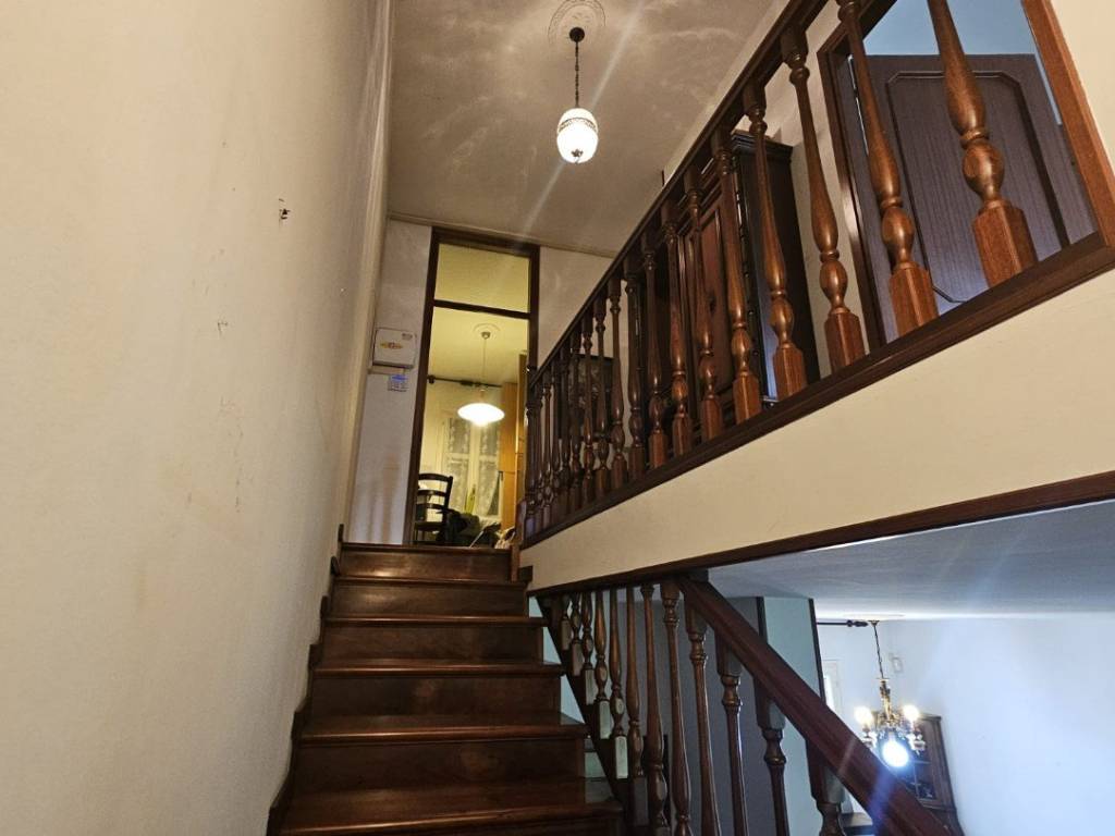 casa indipendente in vendita a Reggio nell'Emilia in zona Baragalla