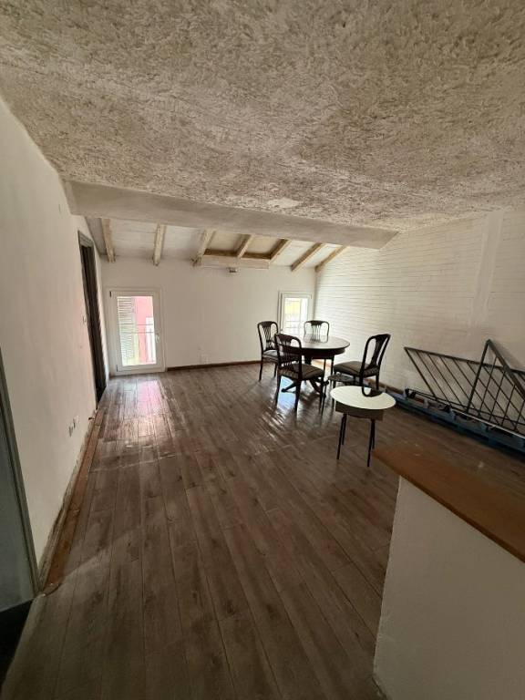 appartamento in vendita a Reggio nell'Emilia in zona Città Storica