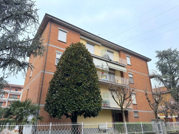appartamento in vendita a Reggio nell'Emilia in zona Orologio