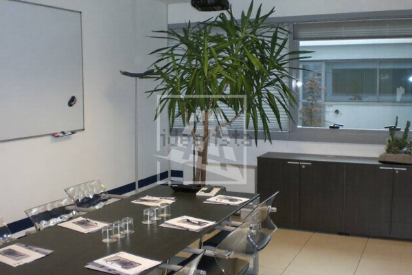 ufficio in vendita a Reggio nell'Emilia