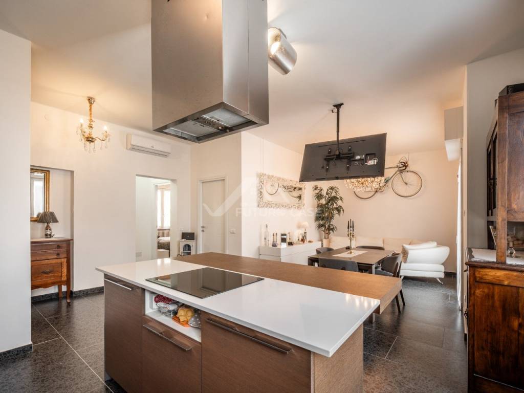 appartamento in vendita a Reggio nell'Emilia in zona Rosta Nuova
