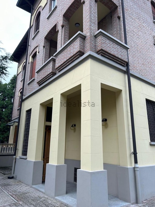 appartamento in vendita a Reggio nell'Emilia in zona Città Storica