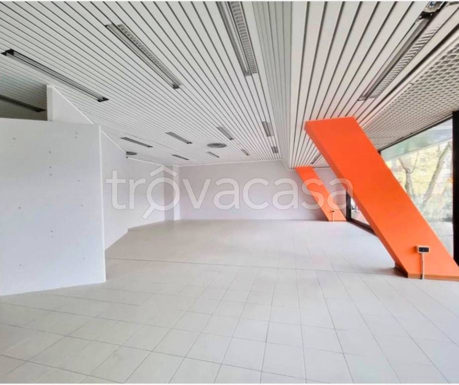 negozio in vendita a Reggio nell'Emilia