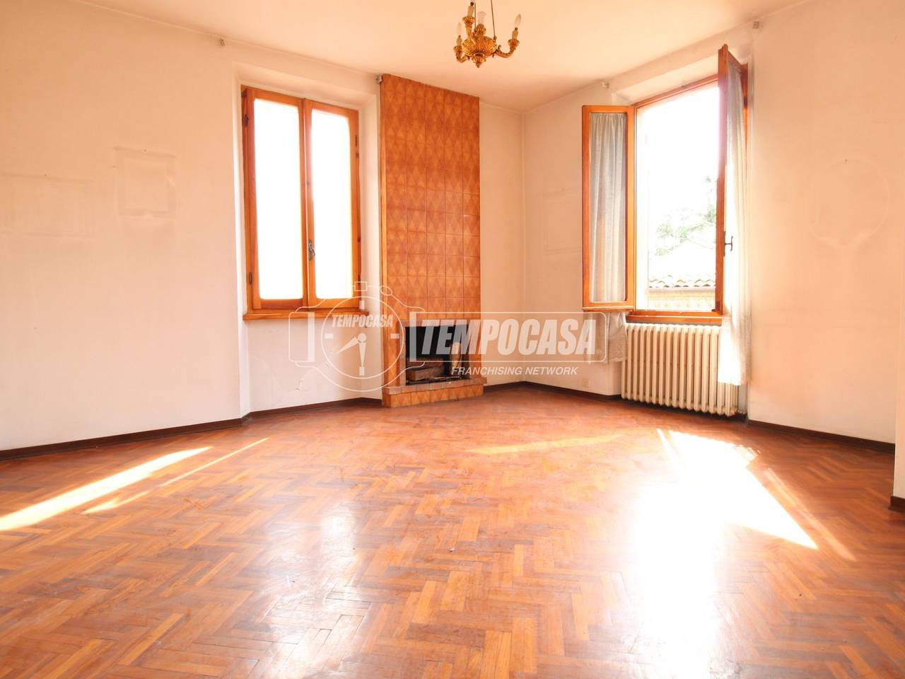 appartamento in vendita a Reggio nell'Emilia in zona Città Storica