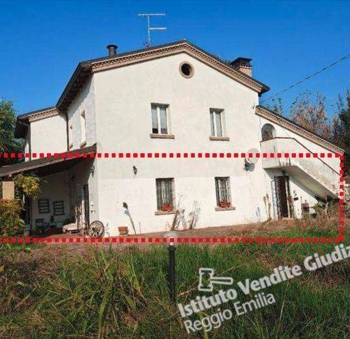 appartamento in vendita a Reggio nell'Emilia in zona Sesso