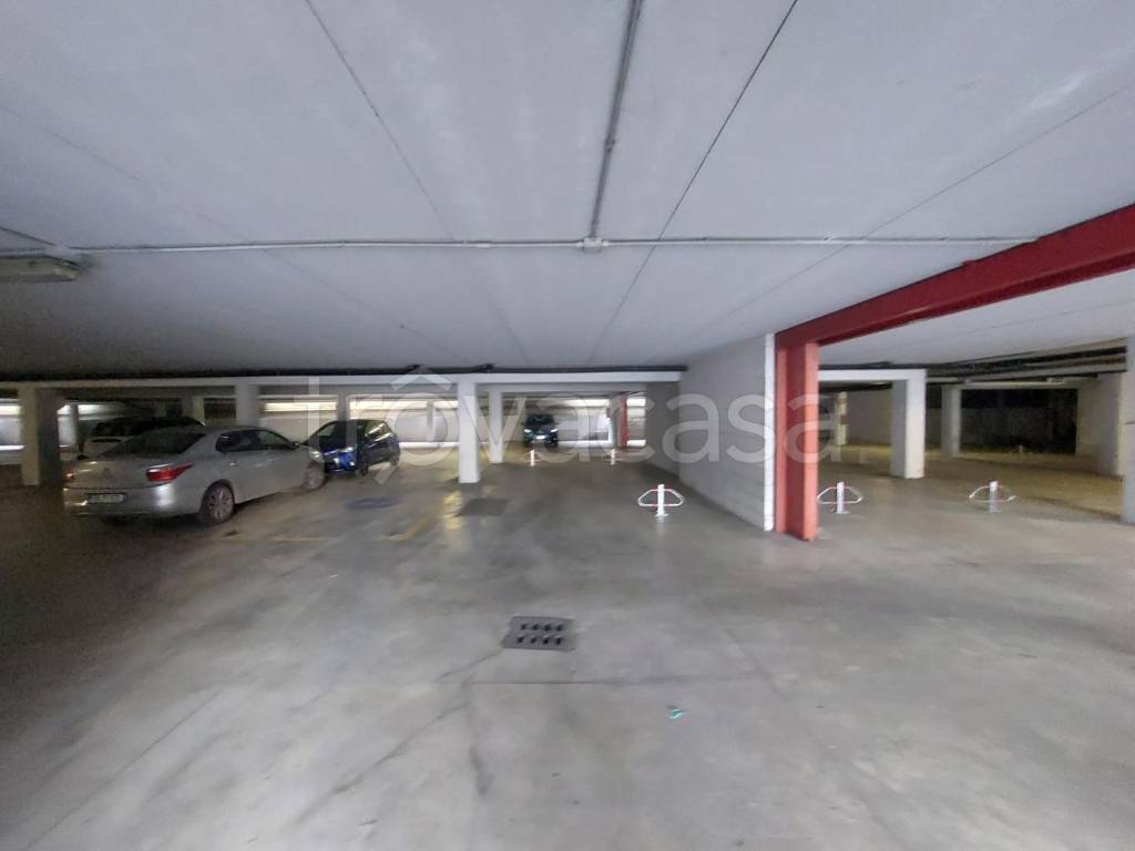 terreno edificabile in vendita a Reggio nell'Emilia in zona Tribunale