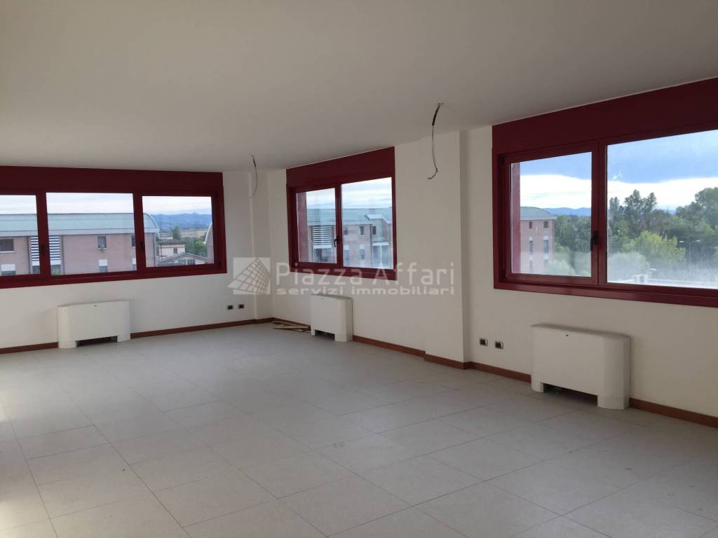 appartamento in vendita a Reggio nell'Emilia in zona Buco del Signore