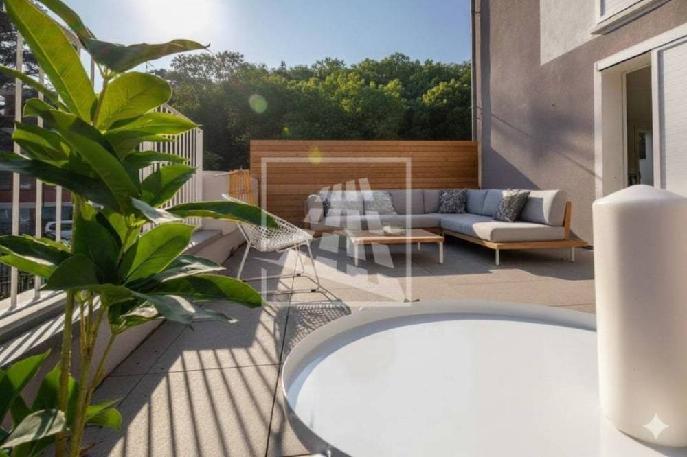 appartamento in vendita a Reggio nell'Emilia in zona Città Storica