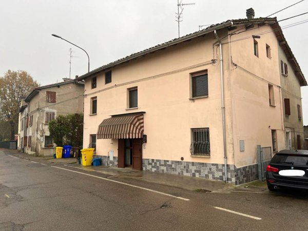 appartamento in vendita a Reggio nell'Emilia in zona Marmirolo