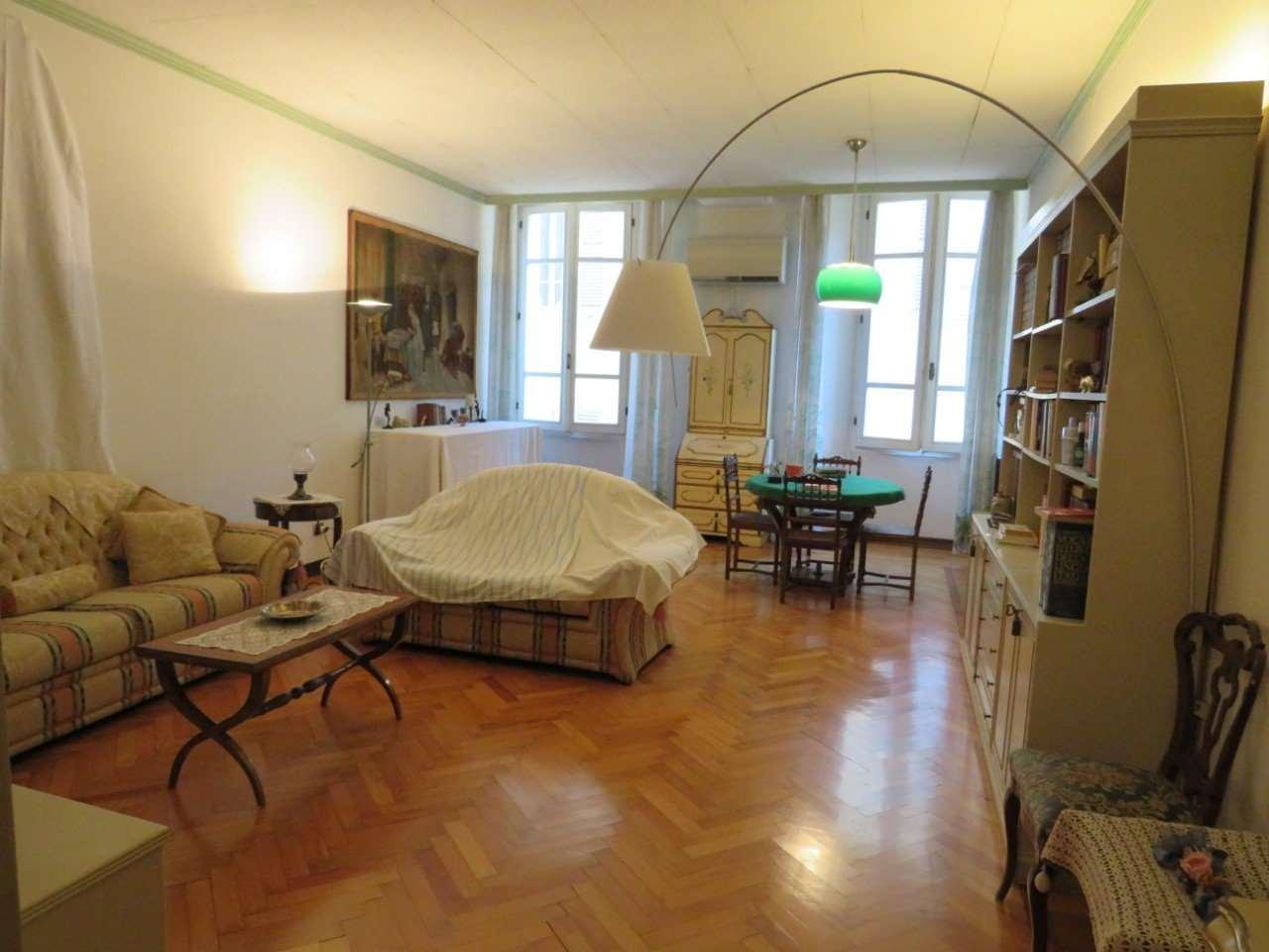 appartamento in vendita a Reggio nell'Emilia in zona Città Storica