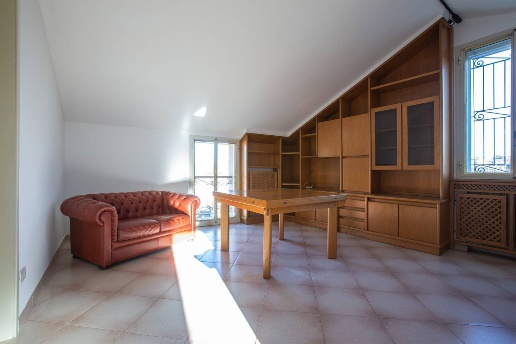 appartamento in vendita a Reggio nell'Emilia in zona Città Storica