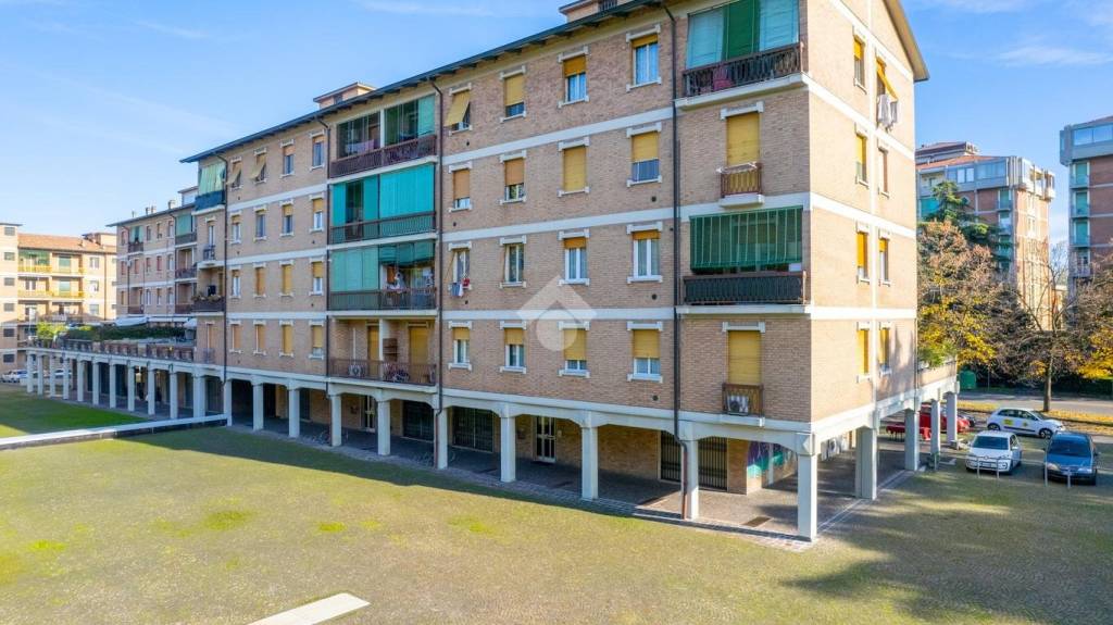 appartamento in vendita a Reggio nell'Emilia in zona Baragalla