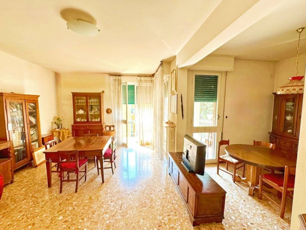 appartamento in vendita a Reggio nell'Emilia