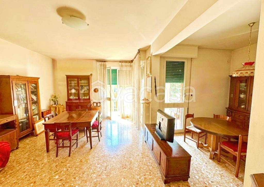 appartamento in vendita a Reggio nell'Emilia in zona Rosta Nuova