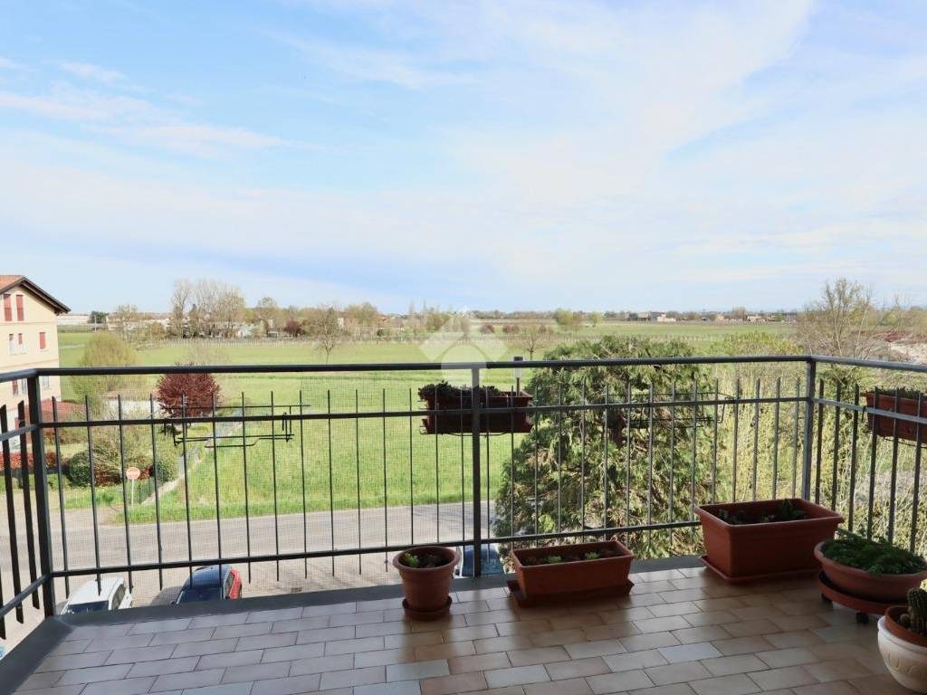 appartamento in vendita a Reggio nell'Emilia in zona Gavassa