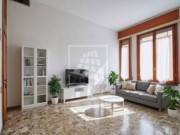 appartamento in vendita a Reggio nell'Emilia in zona Città Storica