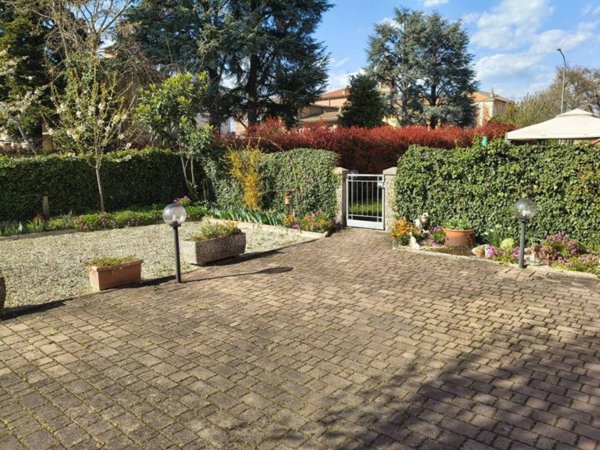 appartamento in vendita a Reggio nell'Emilia in zona Cadè / Gaida