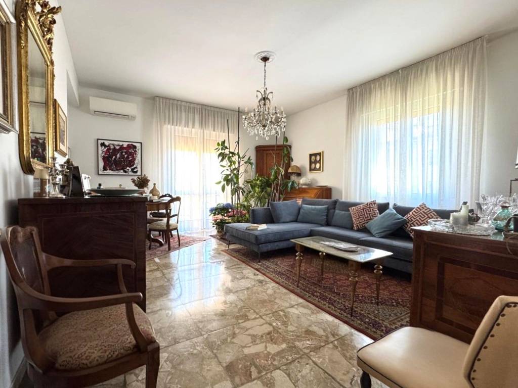 appartamento in vendita a Reggio nell'Emilia