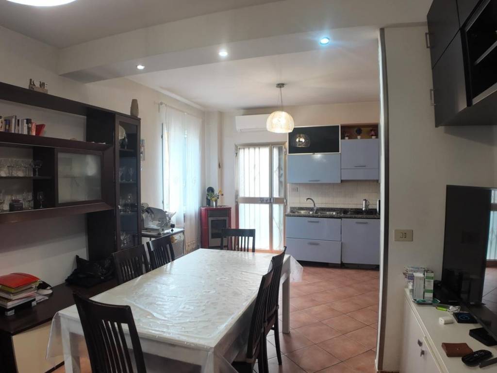 casa indipendente in vendita a Reggio nell'Emilia