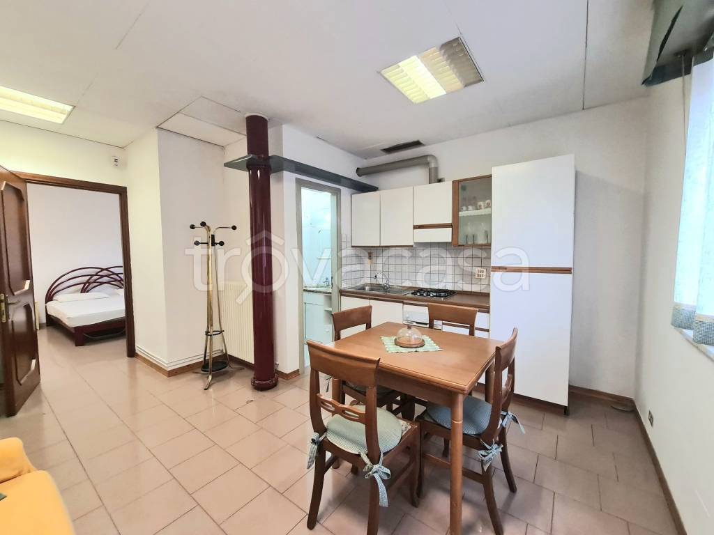 appartamento in vendita a Reggio nell'Emilia in zona Carrozzone