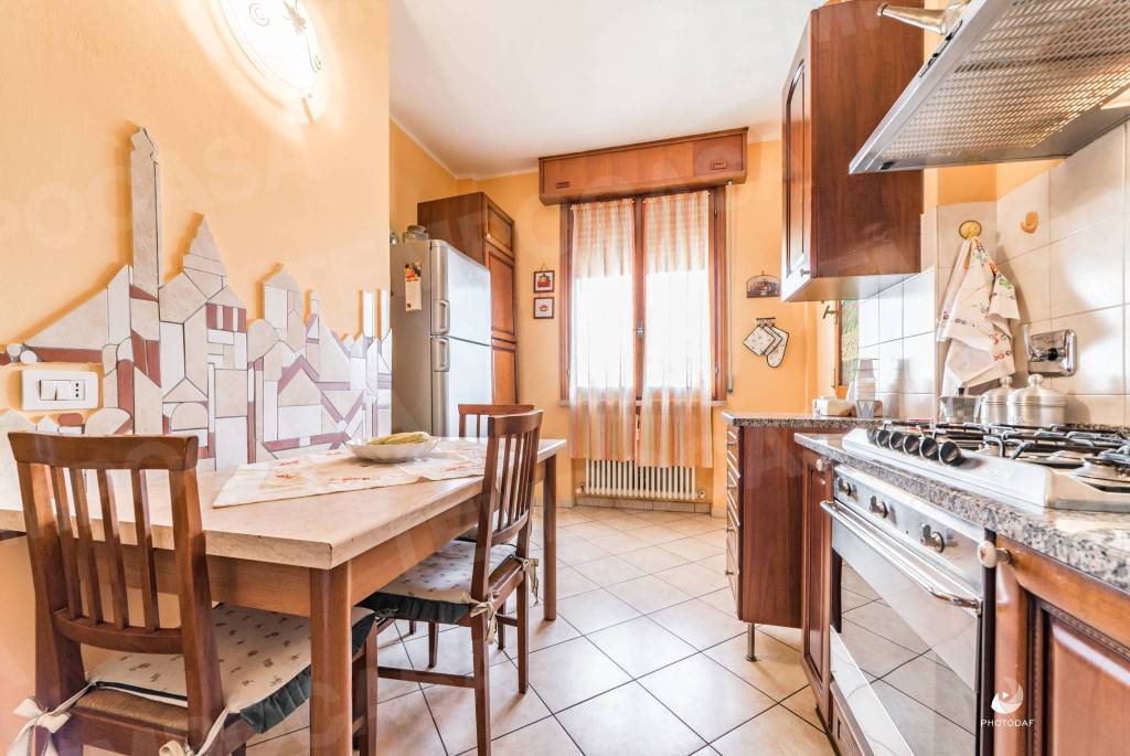 appartamento in vendita a Reggio nell'Emilia in zona Città Storica