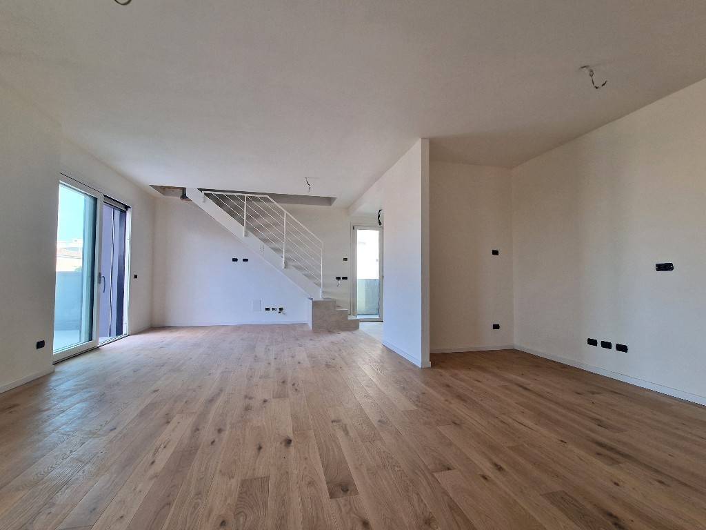 appartamento in vendita a Reggio nell'Emilia in zona Città Storica