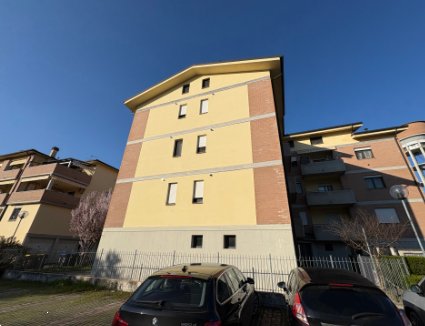 appartamento in vendita a Reggio nell'Emilia in zona Tribunale