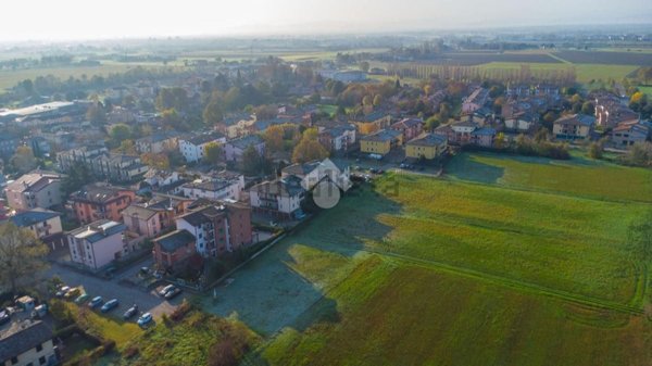 casa indipendente in vendita a Reggio nell'Emilia in zona Roncocesi