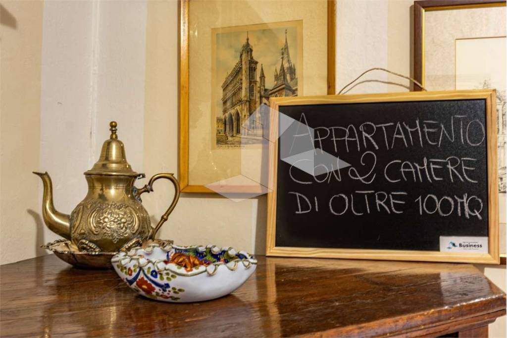 appartamento in vendita a Reggio nell'Emilia in zona Città Storica