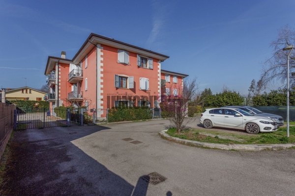 appartamento in vendita a Reggio nell'Emilia in zona Roncocesi