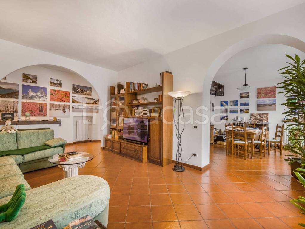 appartamento in vendita a Reggio nell'Emilia in zona Città Storica