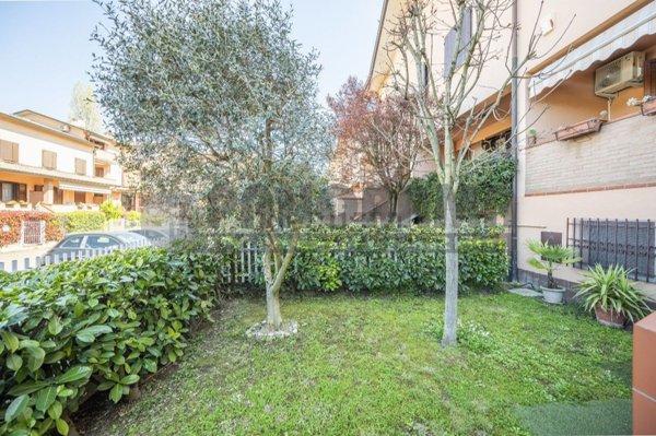 casa indipendente in vendita a Reggio nell'Emilia