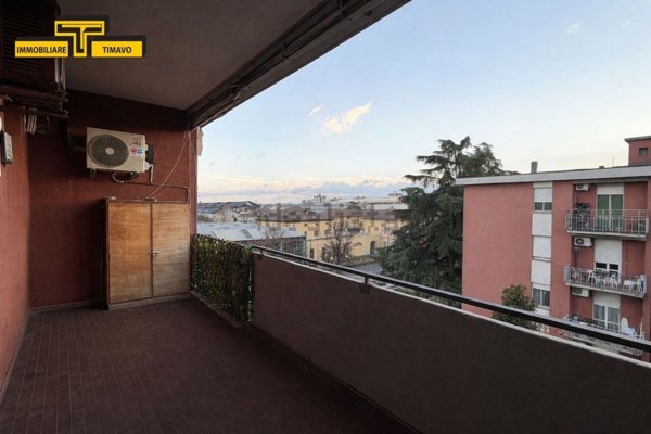 appartamento in vendita a Reggio nell'Emilia in zona Santa Croce