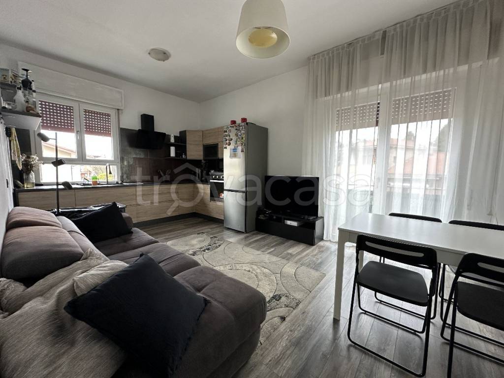 appartamento in vendita a Reggio nell'Emilia in zona Regina Pacis