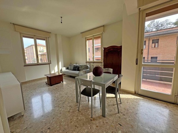 appartamento a Reggio nell'Emilia in zona San Pellegrino / Villa Canali